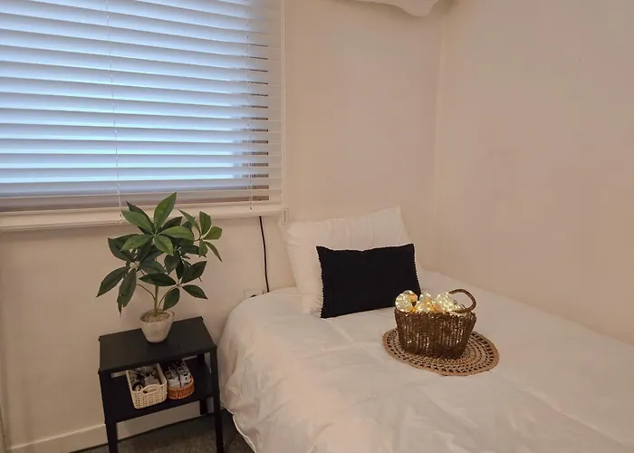Appartement Petit Yeonnam #홍대입구역도보15분 #가좌역도보6분 #연남동 #명동 #감성숙소 #셀프체크인 #hongdae #yeonnam #연남신촌경의선숲길 #2brnetflix *