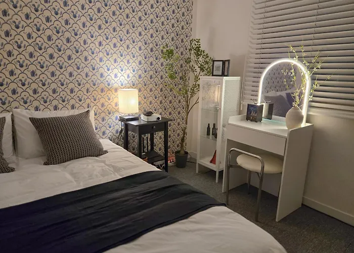 Appartement Petit Yeonnam #홍대입구역도보15분 #가좌역도보6분 #연남동 #명동 #감성숙소 #셀프체크인 #hongdae #yeonnam #연남신촌경의선숲길 #2brnetflix *