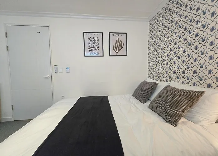 Appartement Petit Yeonnam #홍대입구역도보15분 #가좌역도보6분 #연남동 #명동 #감성숙소 #셀프체크인 #hongdae #yeonnam #연남신촌경의선숲길 #2brnetflix *